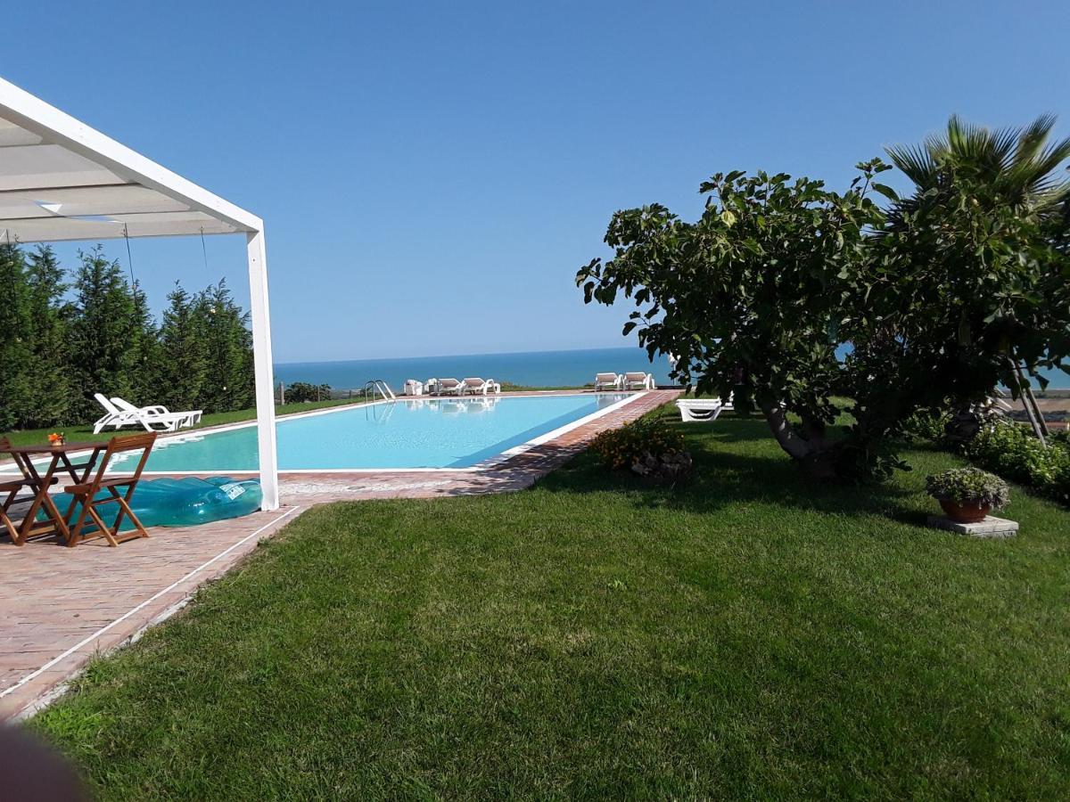 Villa In Collina Sul Mare... Montenero di Bisaccia Exterior foto