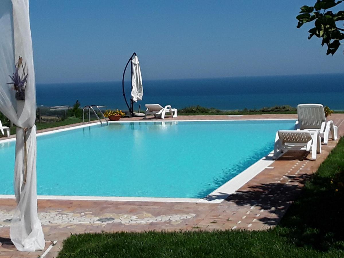Villa In Collina Sul Mare... Montenero di Bisaccia Exterior foto