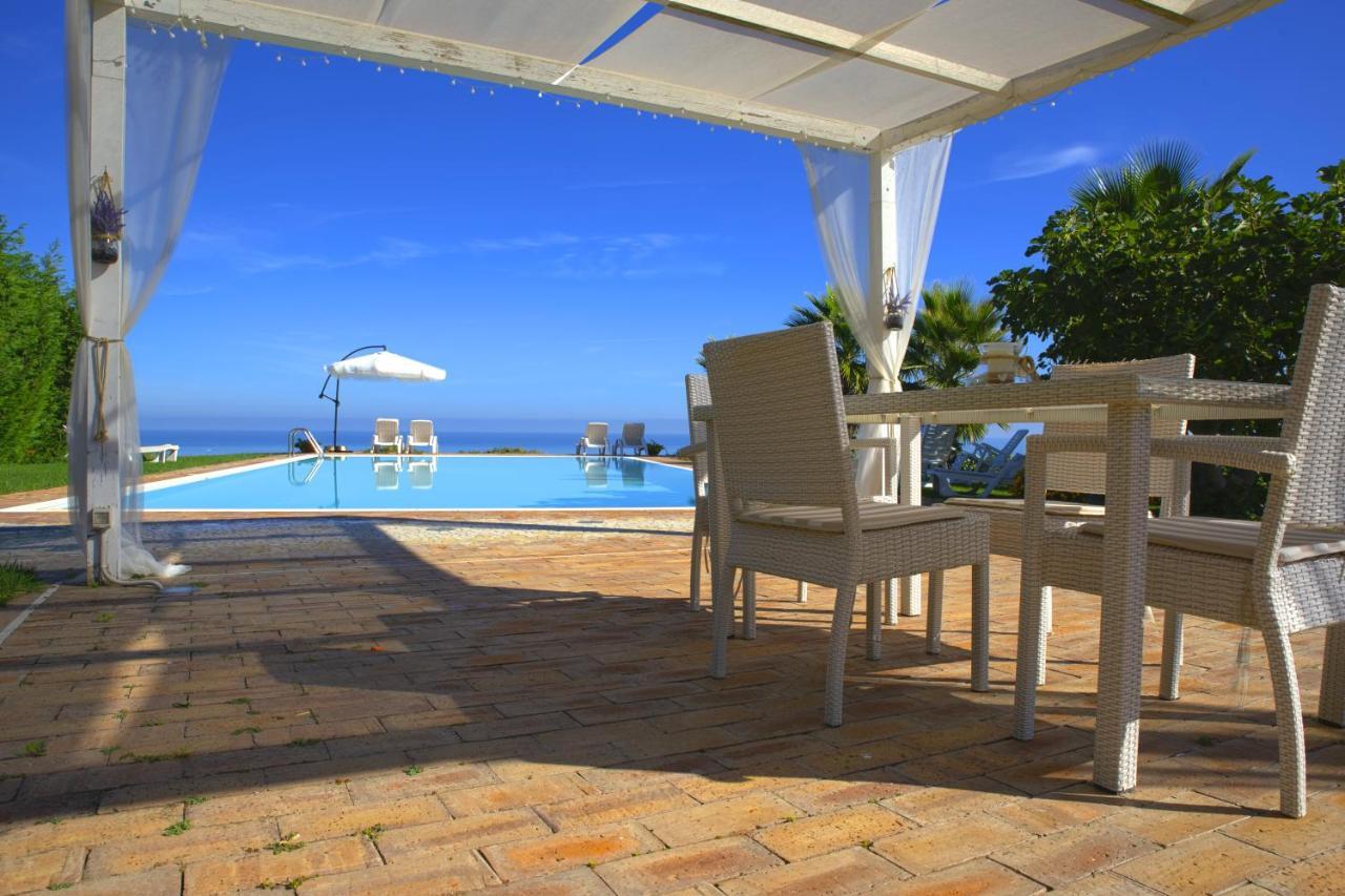 Villa In Collina Sul Mare... Montenero di Bisaccia Exterior foto